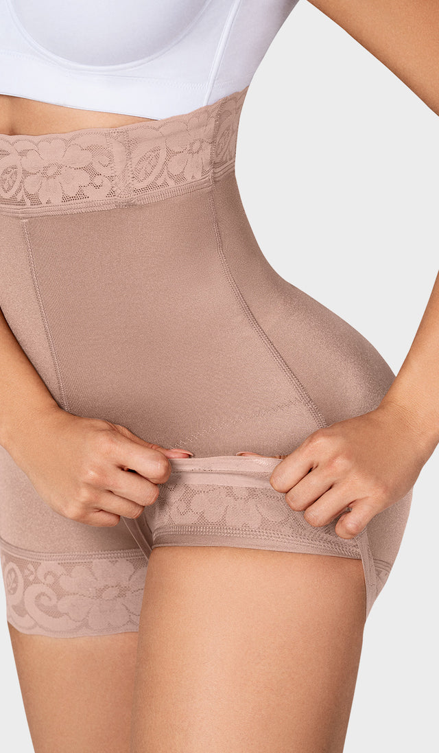 SXA-0216- Short extracorto con talle extra alto