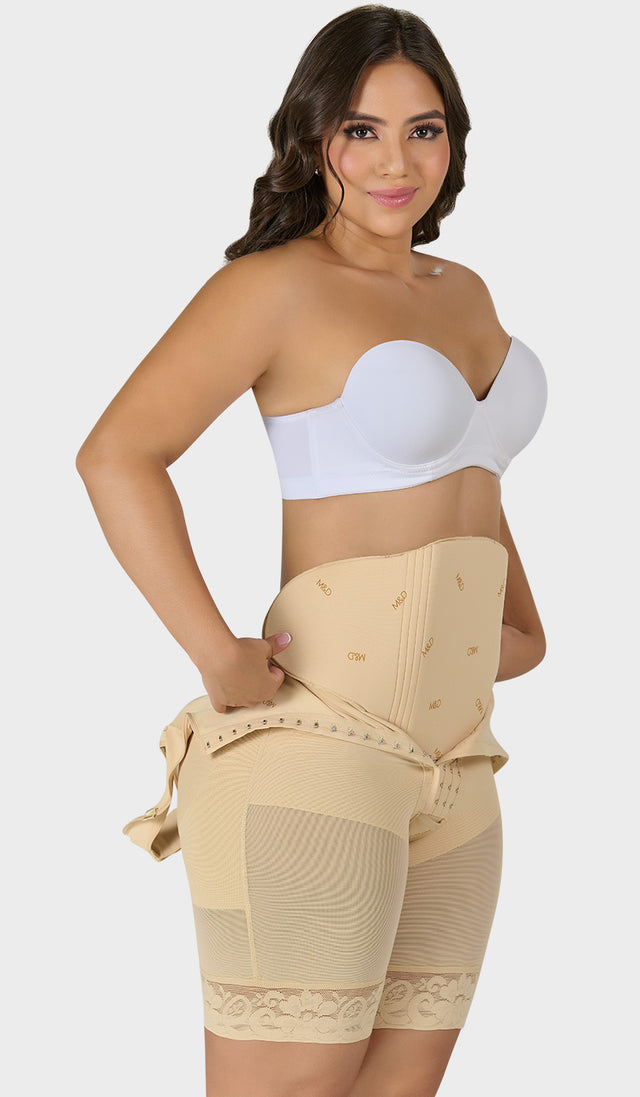 TA-102- Tabla anatómica con protectores laterales